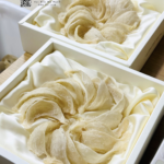 Yến sào nguyên tổ rút lông khô Kim's Nest