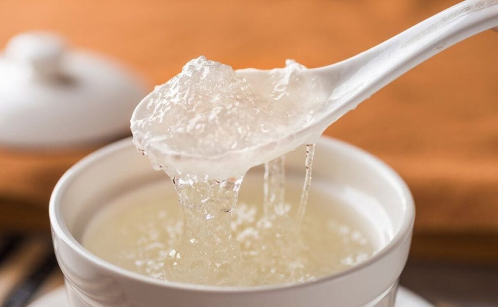 Ăn tổ yến đúng cách: Liều lượng, thời điểm và những lưu ý cần biết